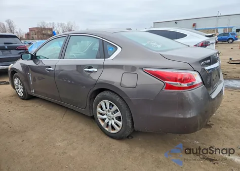 2015 Nissan Altima 2.5 z USA, uszkodzony, nr VIN 1N4AL3AP8FN892251